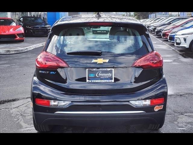 Used 2021 Chevrolet Bolt EV LT with VIN 1G1FY6S07M4103104 for sale in Burbank, CA