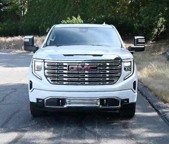 2024 GMC Sierra 1500 Vehicle Photo in NORWOOD, MA 02062-5222