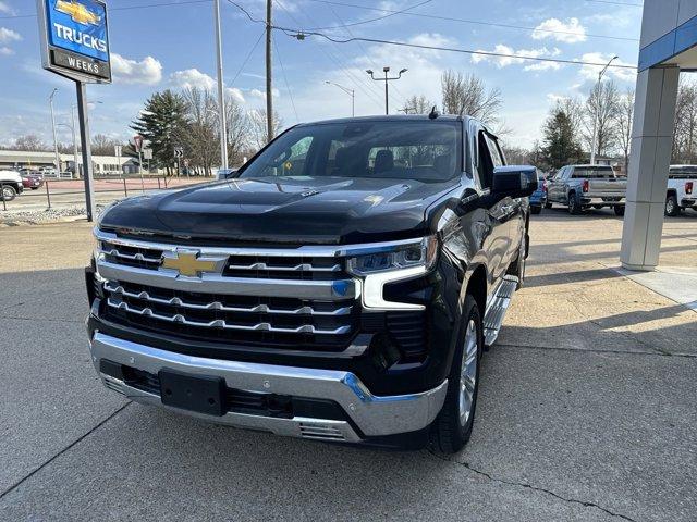 2022 Chevrolet Silverado 1500 Vehicle Photo in WEST FRANKFORT, IL 62896-4173