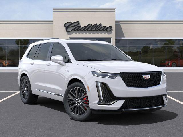 2025 Cadillac XT6 Vehicle Photo in MEDINA, OH 44256-9631