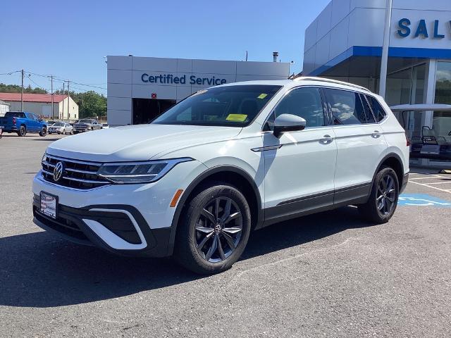 2022 Volkswagen Tiguan Vehicle Photo in GARDNER, MA 01440-3110