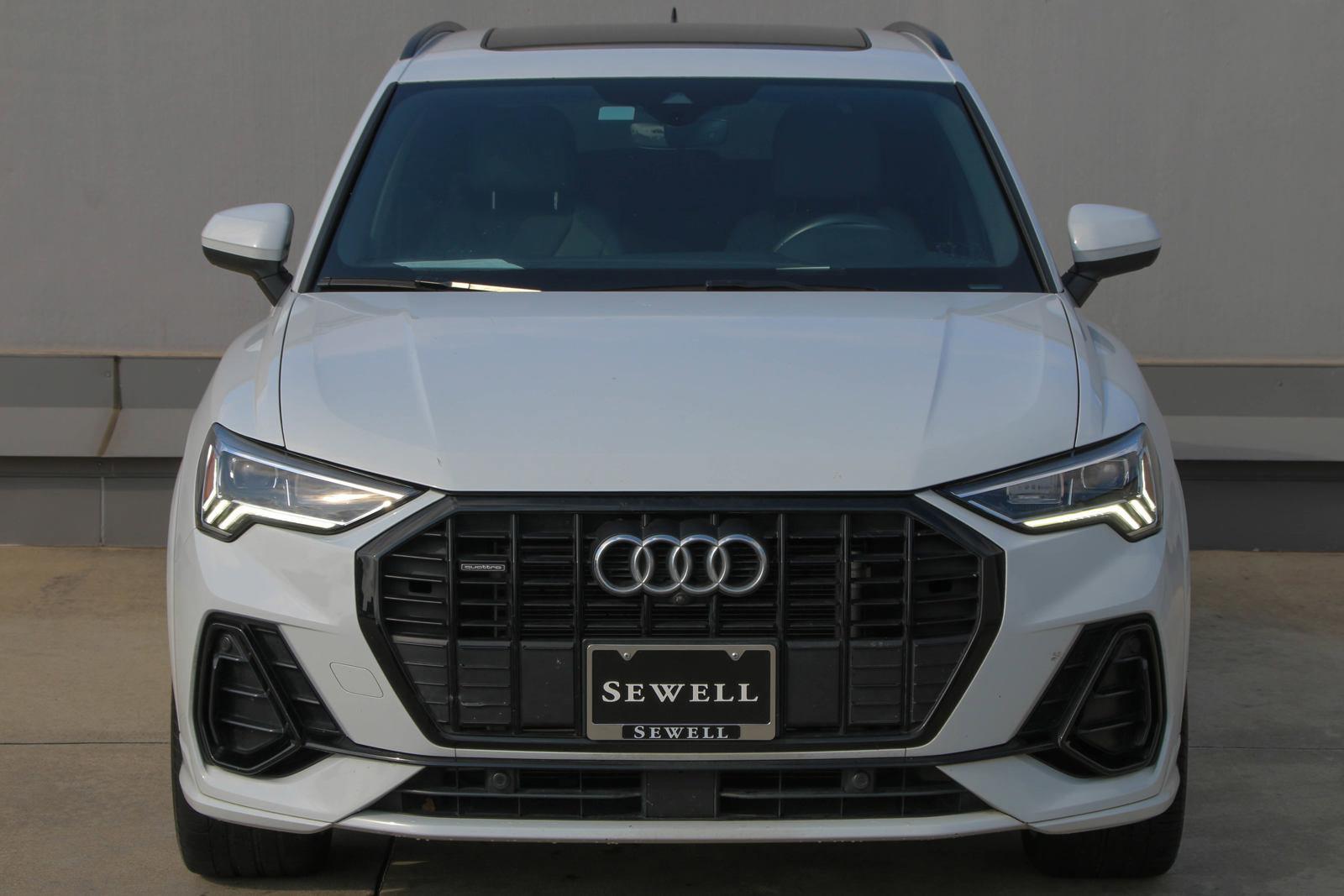 2022 Audi Q3 Vehicle Photo in SUGAR LAND, TX 77478