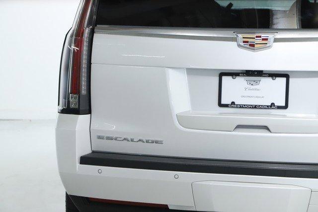 2019 Cadillac Escalade Vehicle Photo in BEACHWOOD, OH 44122-4298