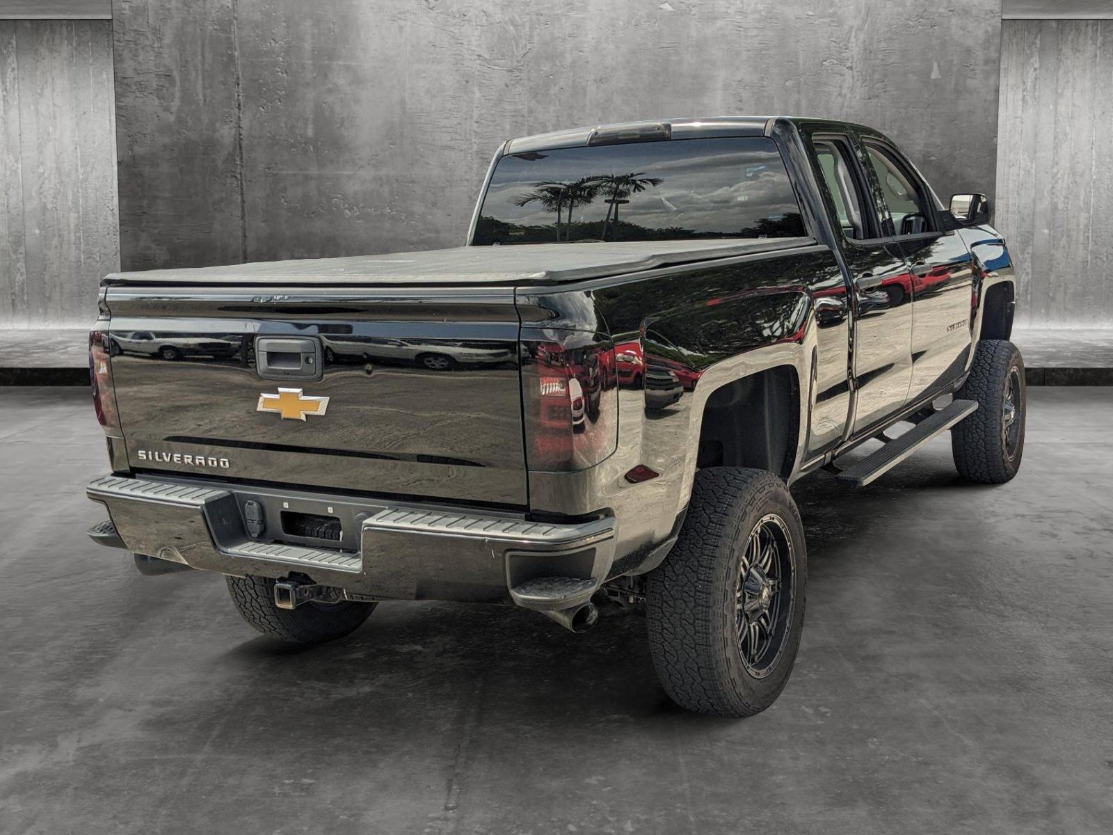 2018 Chevrolet Silverado 1500 Vehicle Photo in PEMBROKE PINES, FL 33024-6534