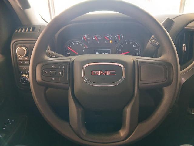 2025 GMC Sierra 1500 Vehicle Photo in RED SPRINGS, NC 28377-1640