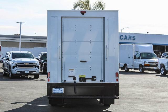 2023 Chevrolet Express Commercial Cutaway Vehicle Photo in VENTURA, CA 93003-8585