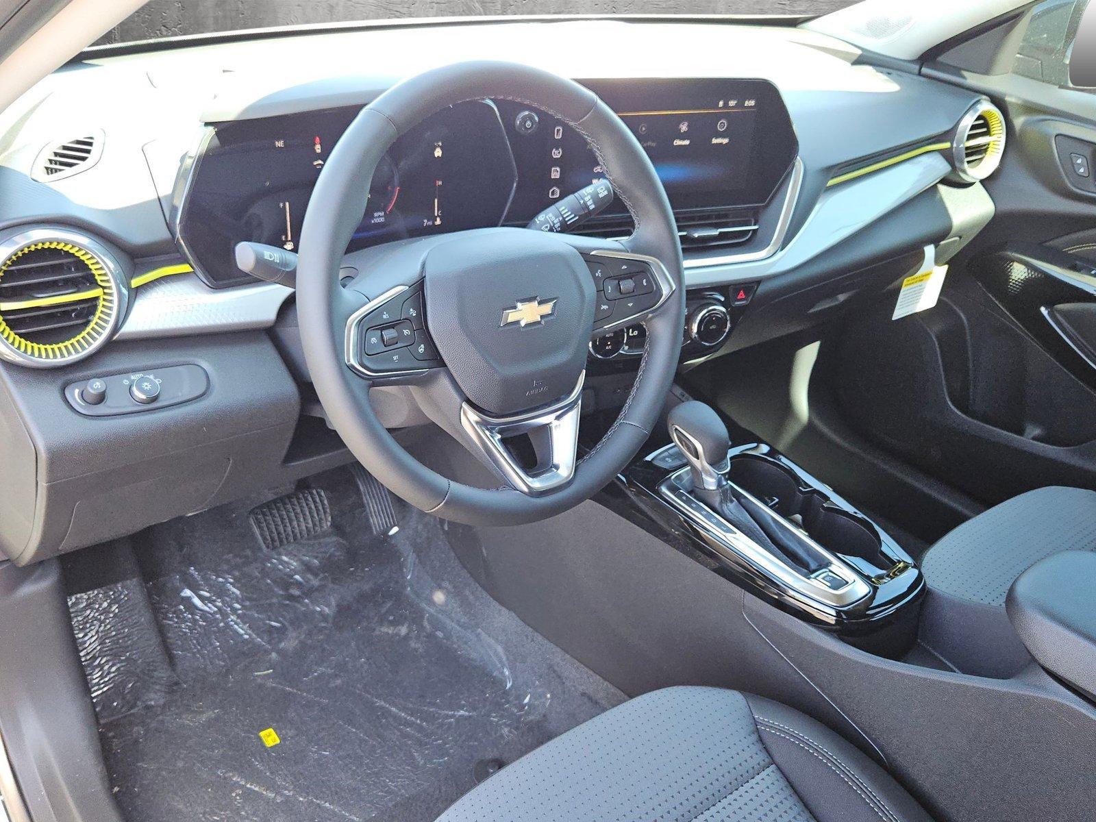 2025 Chevrolet Trax Vehicle Photo in MESA, AZ 85206-4395