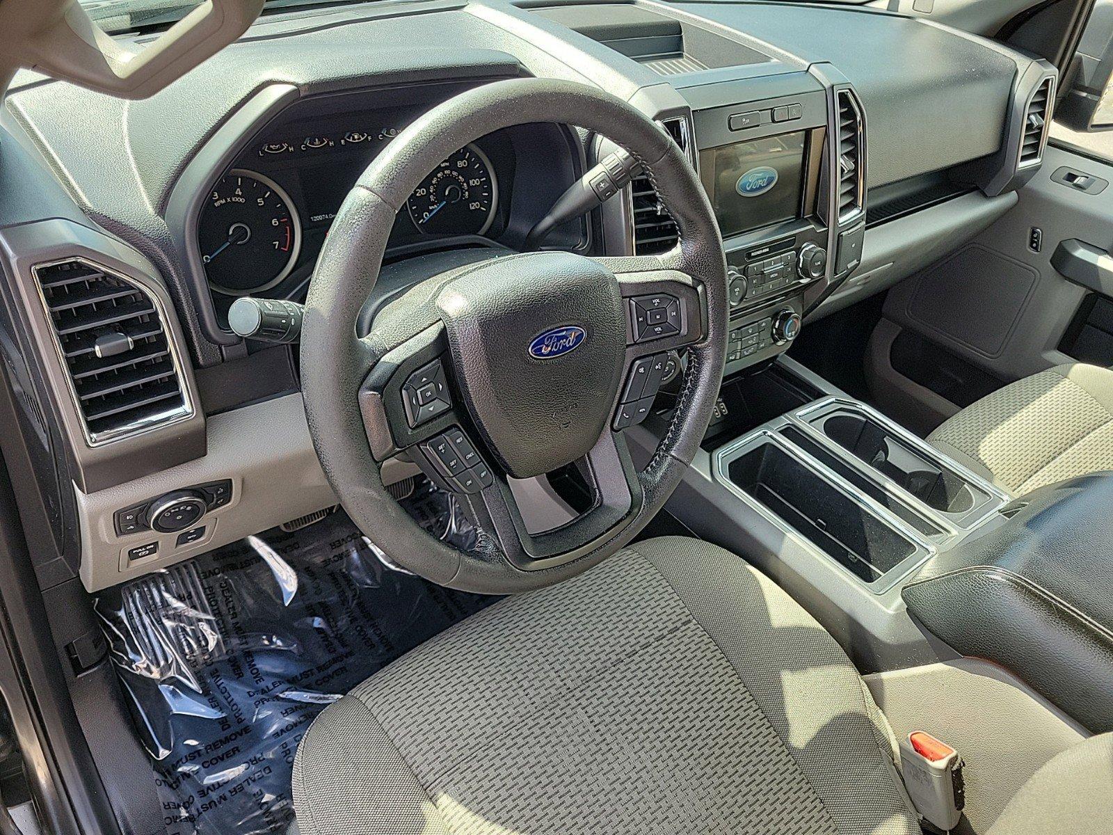 2016 Ford F-150 Vehicle Photo in Saint Charles, IL 60174