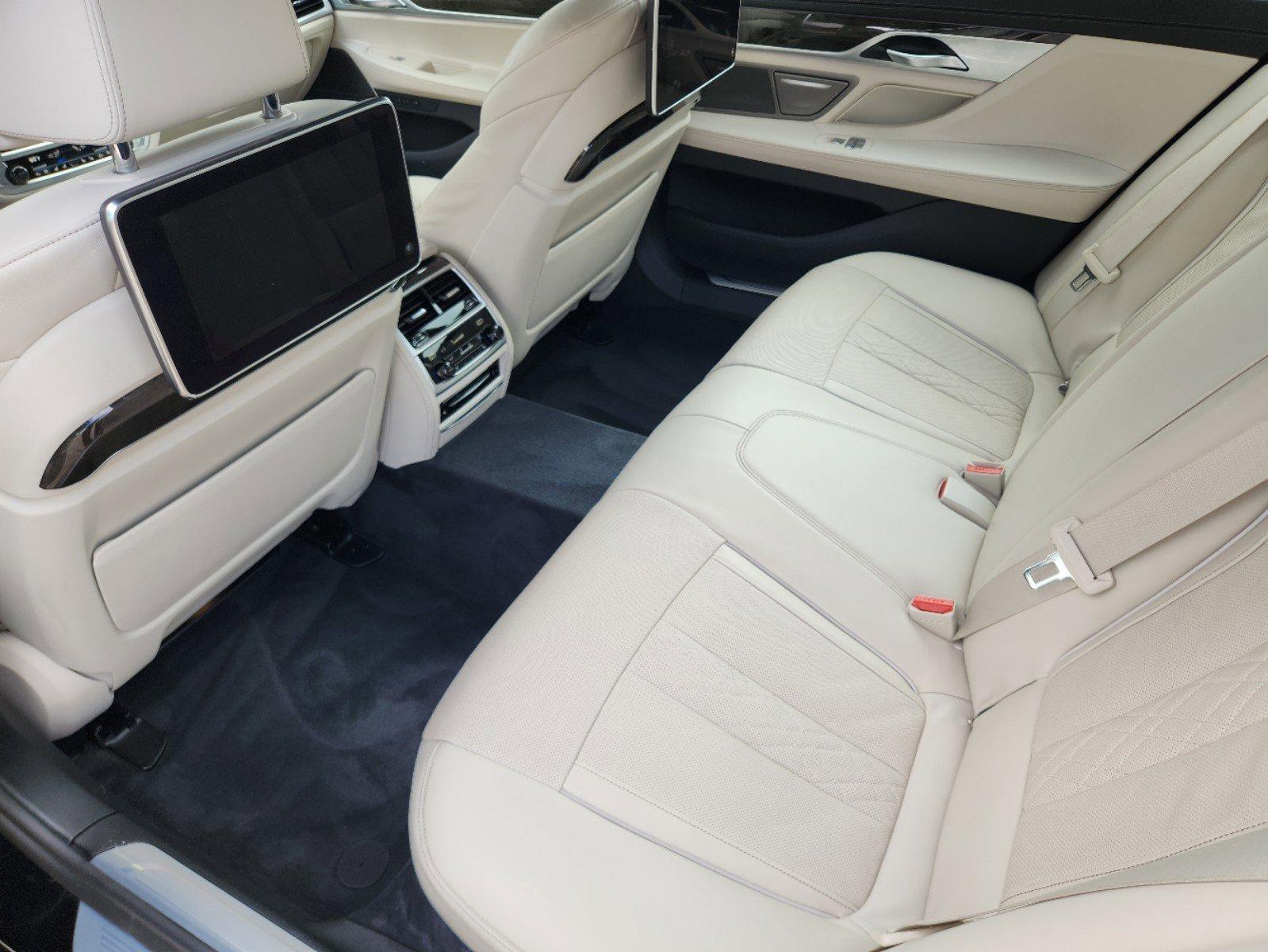 2022 BMW 750i xDrive Vehicle Photo in PLANO, TX 75024