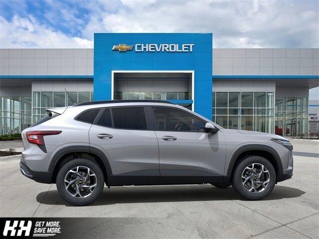 2025 Chevrolet Trax Vehicle Photo in PAPILLION, NE 68138-0000