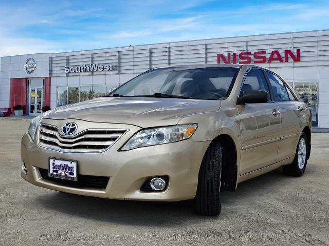 Used 2010 Toyota Camry XLE with VIN 4T1BF3EK3AU513526 for sale in Weatherford, TX