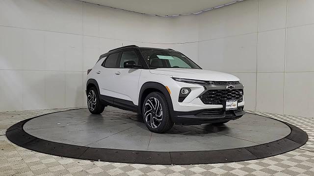 2025 Chevrolet Trailblazer Vehicle Photo in JOLIET, IL 60435-8135