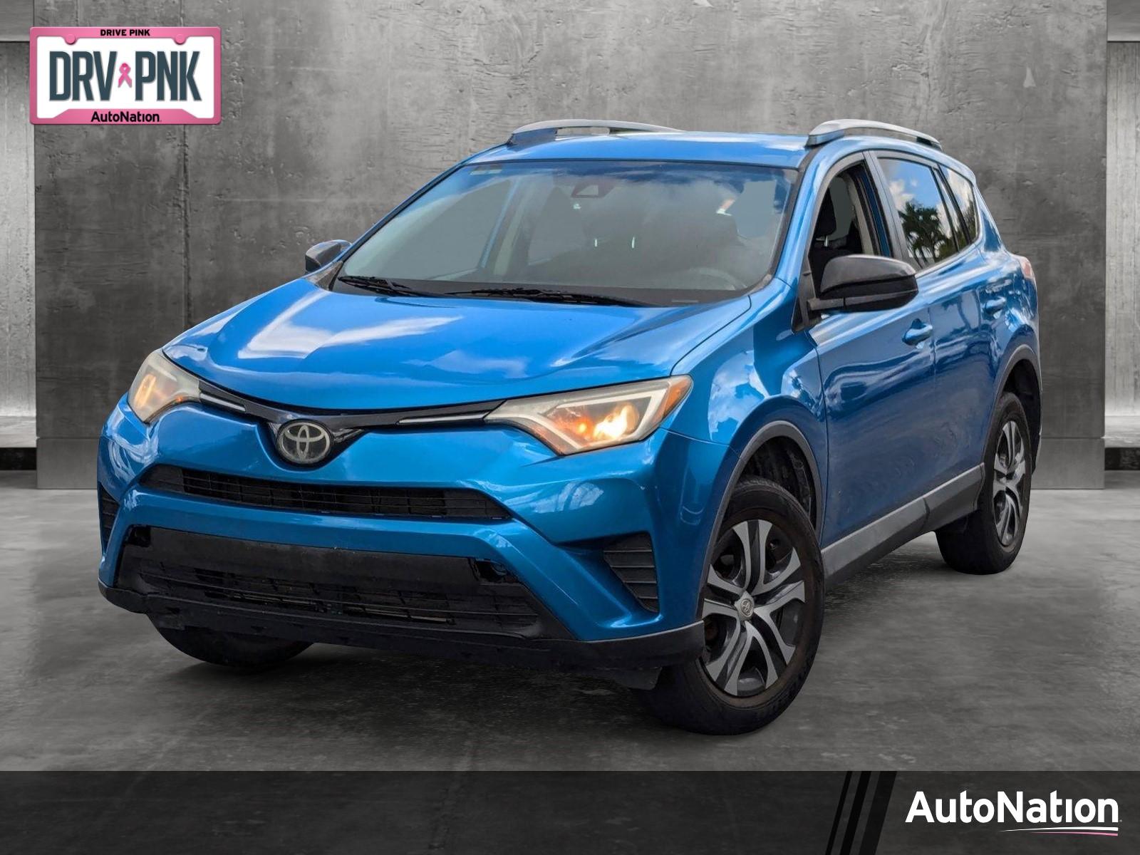 2017 Toyota RAV4 Vehicle Photo in Miami, FL 33015