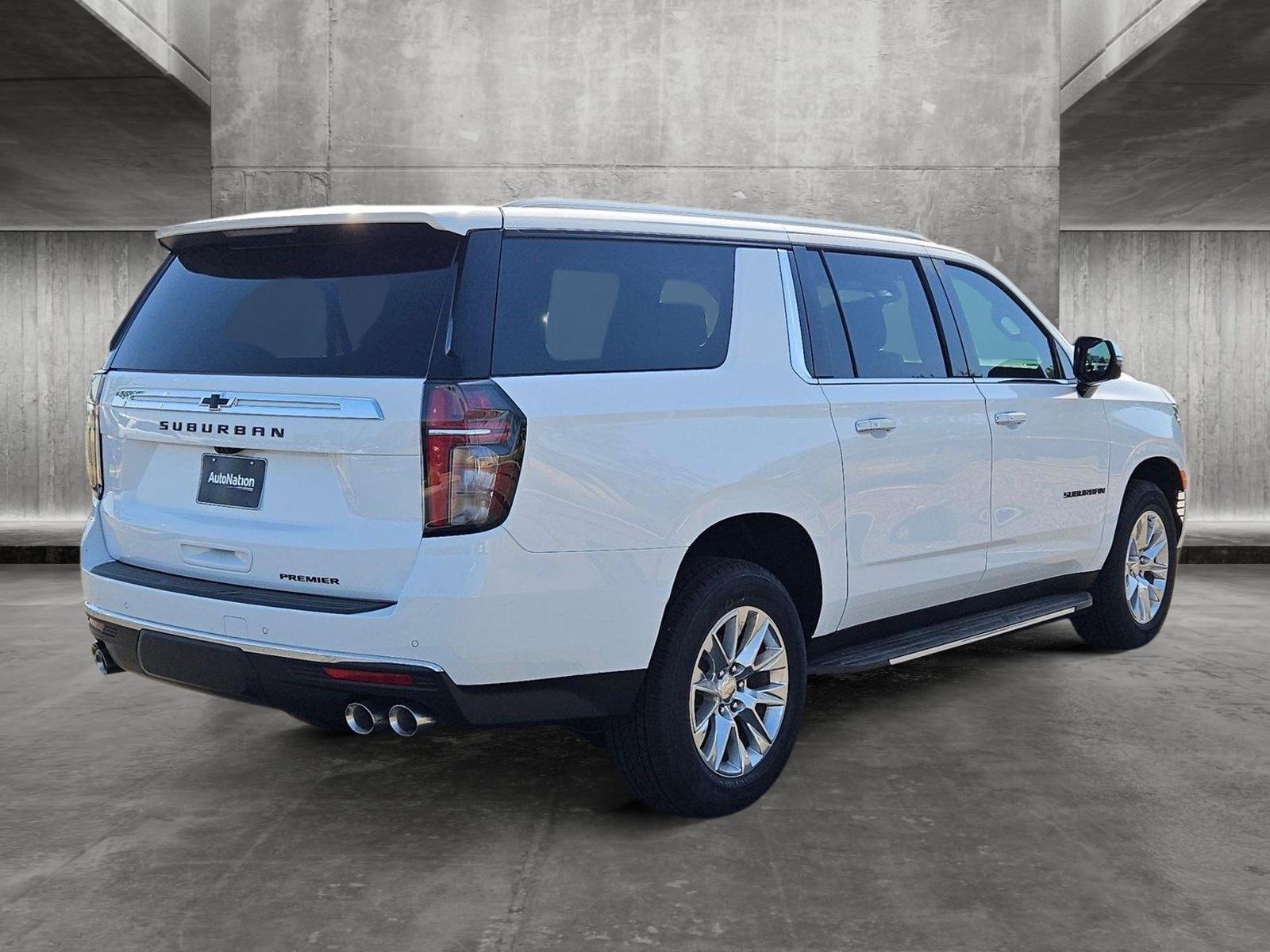 2024 Chevrolet Suburban Vehicle Photo in GILBERT, AZ 85297-0446