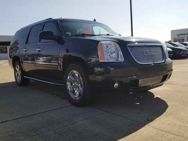 2011 GMC Yukon XL Vehicle Photo in ELYRIA, OH 44035-6349