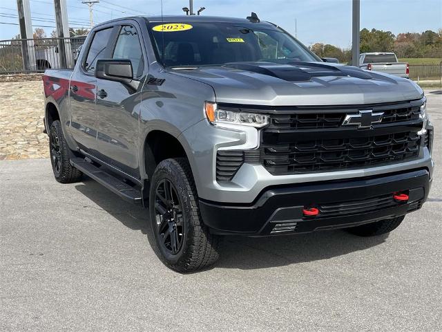 2025 Chevrolet Silverado 1500 Vehicle Photo in ALCOA, TN 37701-3235