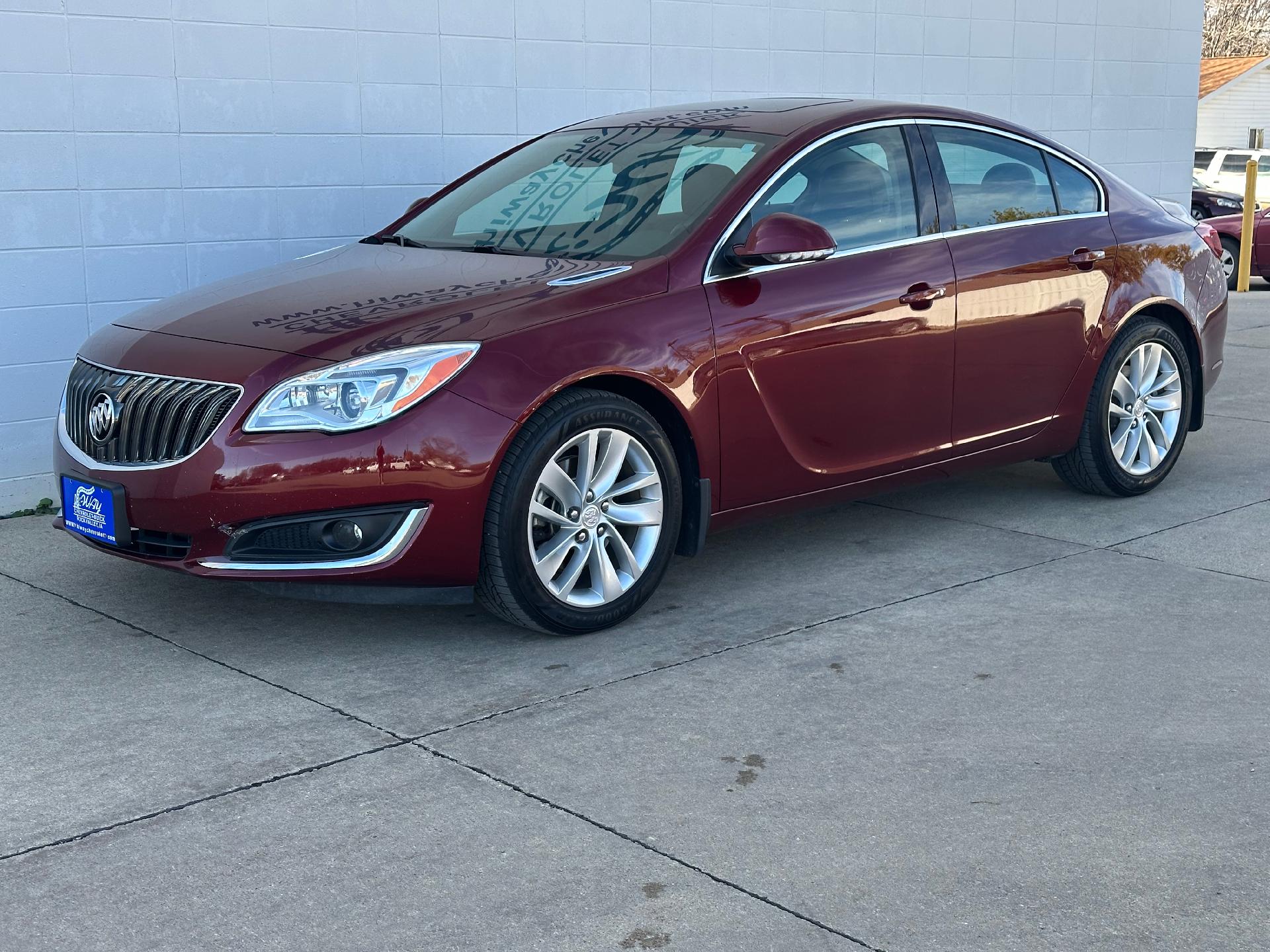 Used 2016 Buick Regal Premium 2 with VIN 2G4GS5GX5G9111051 for sale in Rock Valley, IA