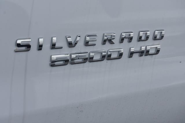 2024 Chevrolet Silverado 5500 HD Vehicle Photo in WHITMAN, MA 02382-1041