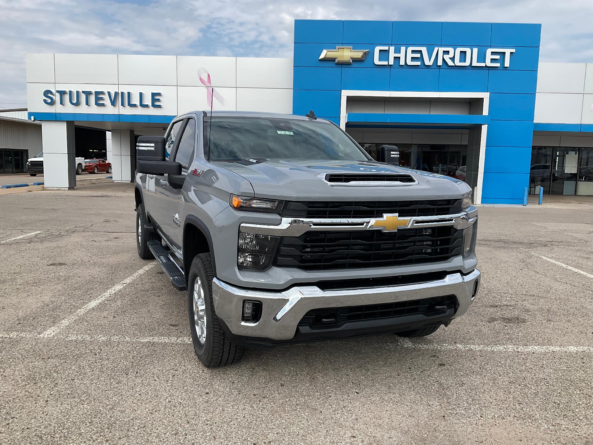 2024 Chevrolet Silverado 2500 HD Vehicle Photo in PONCA CITY, OK 74601-1036