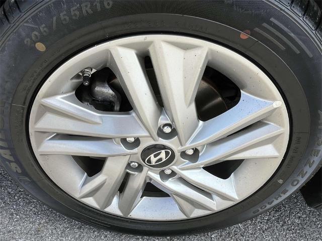 2019 Hyundai ELANTRA Vehicle Photo in ALCOA, TN 37701-3235