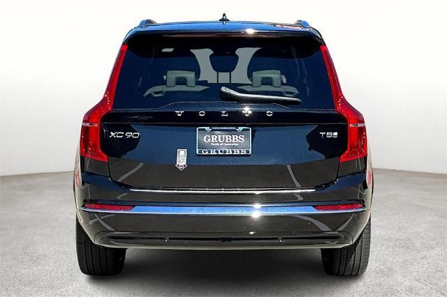 2025 Volvo XC90 Plug-In Hybrid Vehicle Photo in Houston, TX 77007