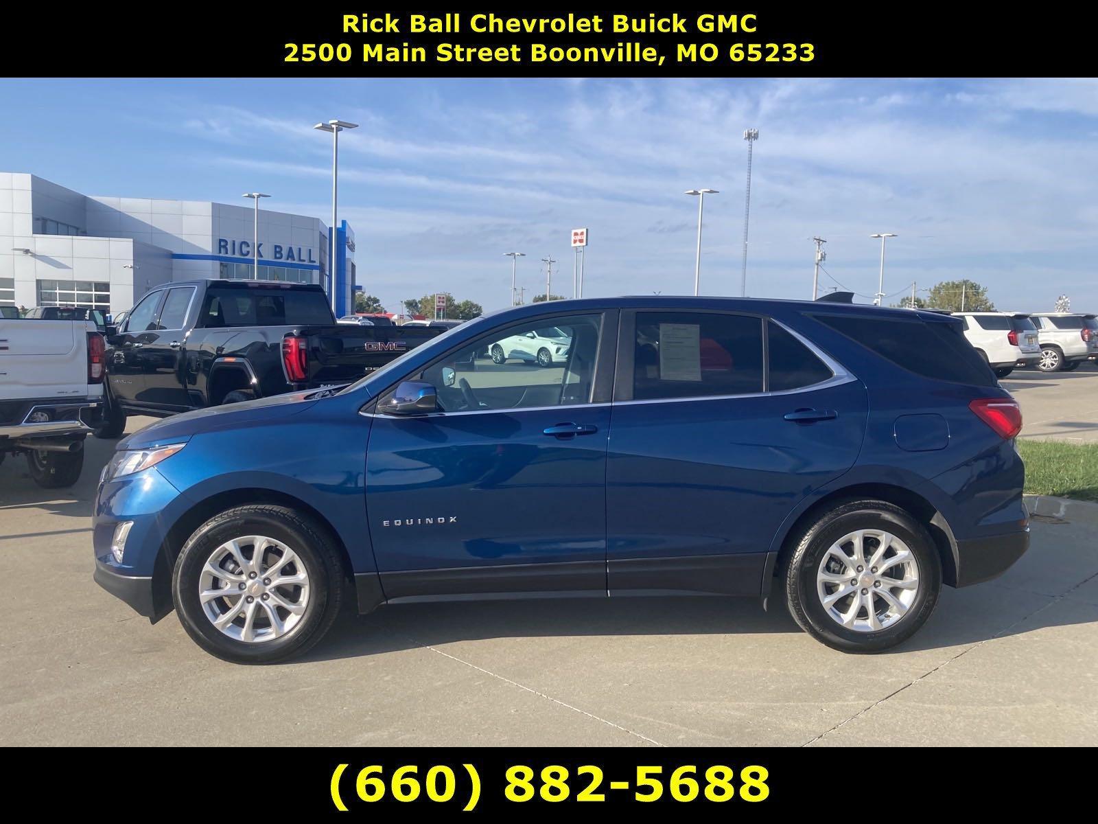 Used 2021 Chevrolet Equinox LT with VIN 3GNAXKEV4ML401003 for sale in Kansas City