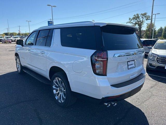 2024 Chevrolet Suburban Vehicle Photo in SAUK CITY, WI 53583-1301