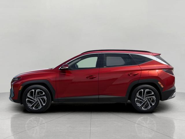 2025 Hyundai TUCSON Hybrid Vehicle Photo in Green Bay, WI 54304