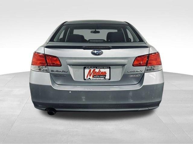 2013 Subaru Legacy Vehicle Photo in MEDINA, OH 44256-9631