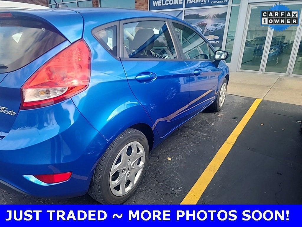 2011 Ford Fiesta Vehicle Photo in Saint Charles, IL 60174