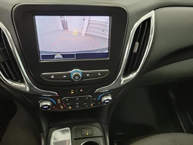 2022 Chevrolet Equinox Vehicle Photo in NEENAH, WI 54956-2243