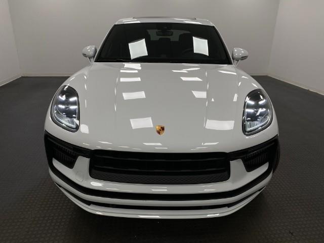 2022 Porsche Macan Vehicle Photo in Appleton, WI 54913