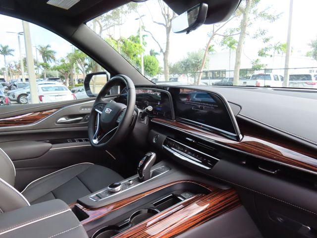 2024 Cadillac Escalade Vehicle Photo in DELRAY BEACH, FL 33483-3294