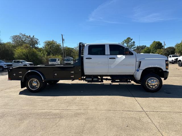 2023 Chevrolet Silverado Chassis Cab Vehicle Photo in ENNIS, TX 75119-5114