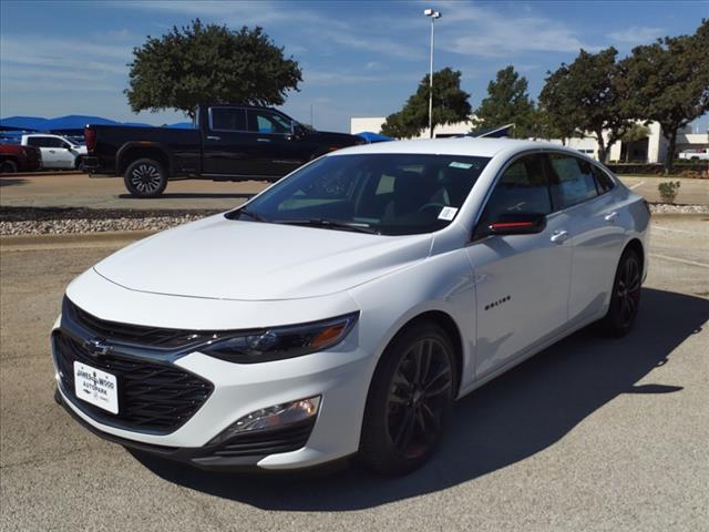 2025 Chevrolet Malibu Vehicle Photo in Denton, TX 76205