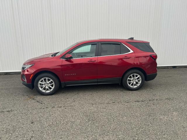 Used 2022 Chevrolet Equinox LT with VIN 3GNAXUEV0NL167083 for sale in Colebrook, NH