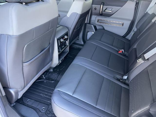 2025 GMC HUMMER EV SUV Vehicle Photo in TURLOCK, CA 95380-4918