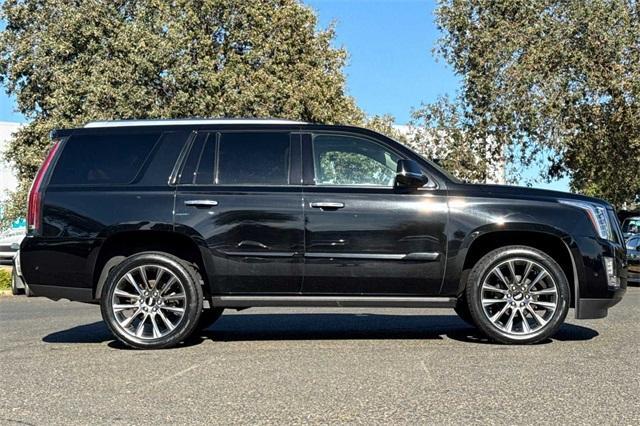 2020 Cadillac Escalade Vehicle Photo in ELK GROVE, CA 95757-8703