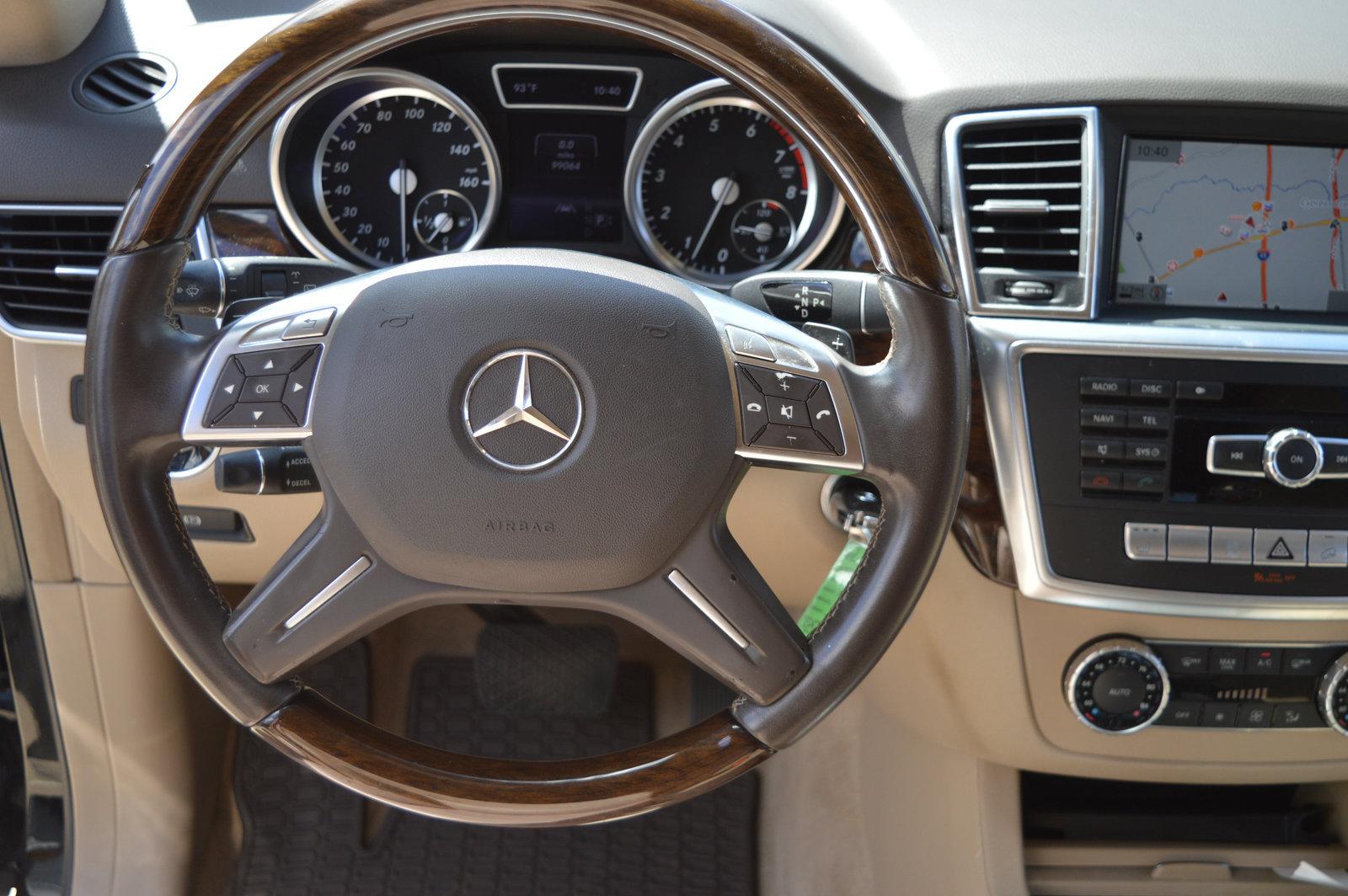 2013 Mercedes-Benz M-Class Vehicle Photo in Houston, TX 77090