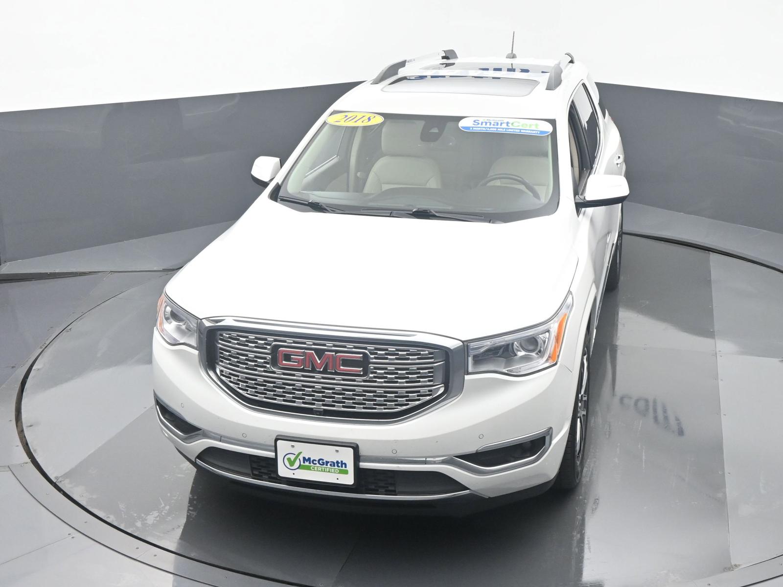 2018 GMC Acadia Vehicle Photo in Cedar Rapids, IA 52402