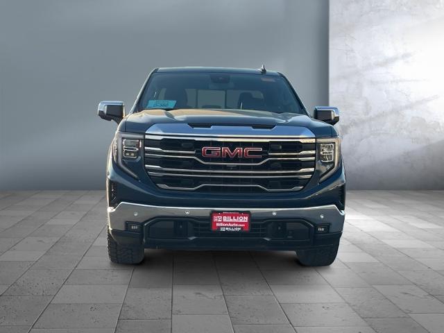 Used 2022 GMC Sierra 1500 SLT with VIN 3GTUUDET6NG649613 for sale in Sioux Falls, SD