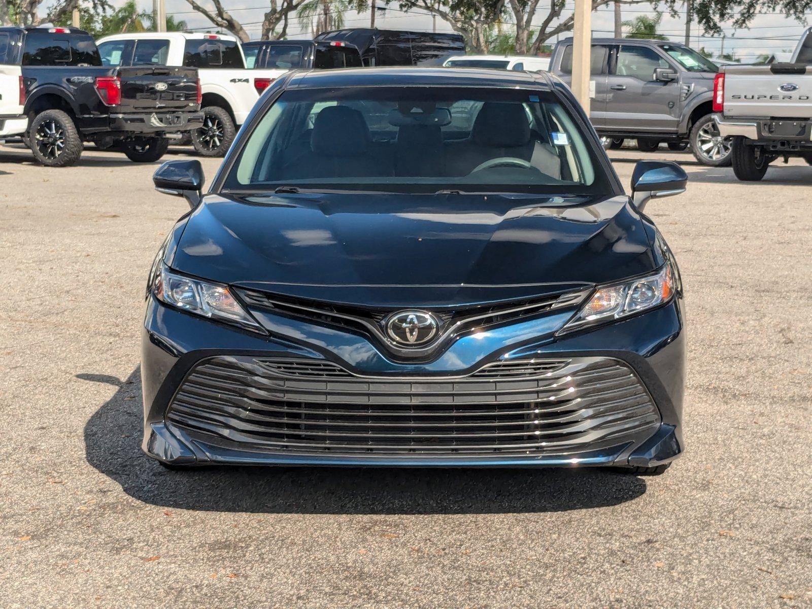 2018 Toyota Camry Vehicle Photo in St. Petersburg, FL 33713