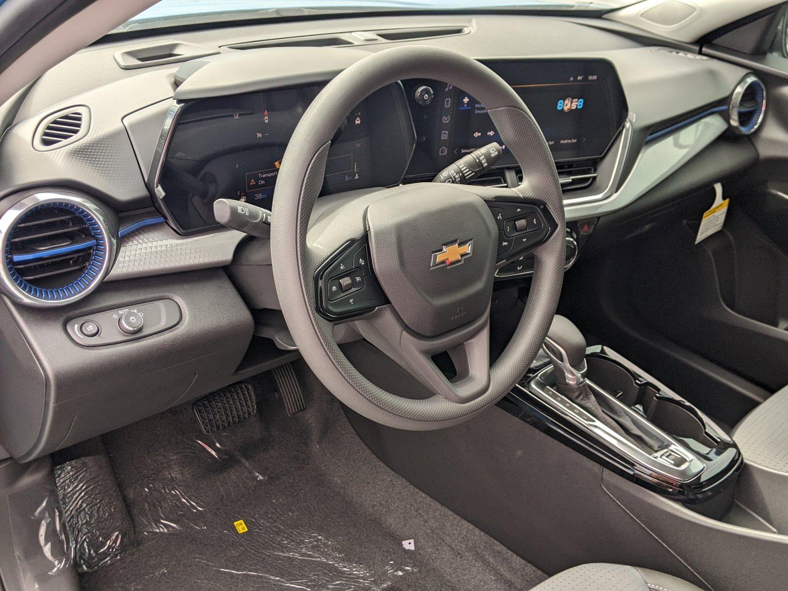 2025 Chevrolet Trax Vehicle Photo in PEMBROKE PINES, FL 33024-6534