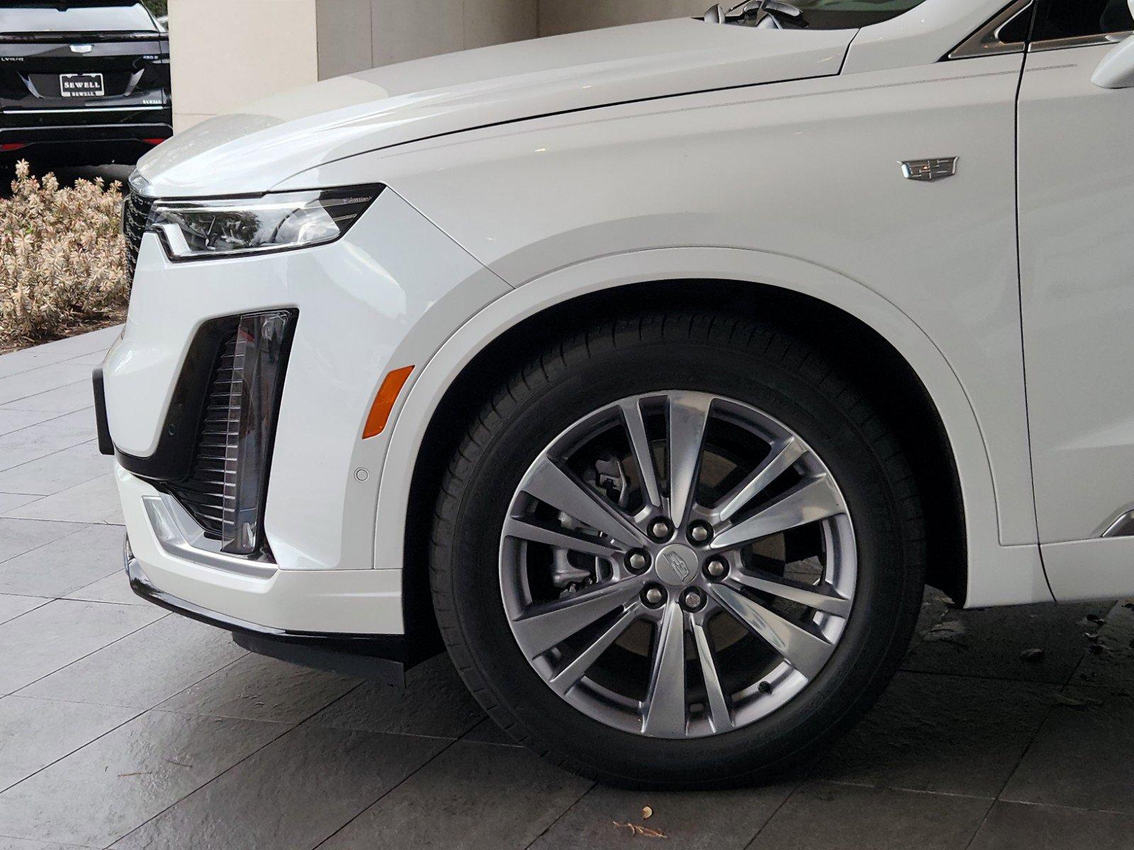 2024 Cadillac XT6 Vehicle Photo in HOUSTON, TX 77079-1502