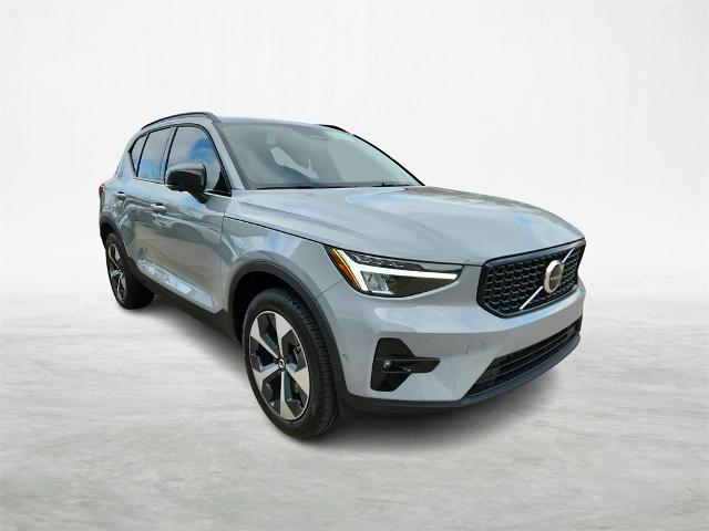 2024 Volvo XC40 Vehicle Photo in Houston, TX 77007