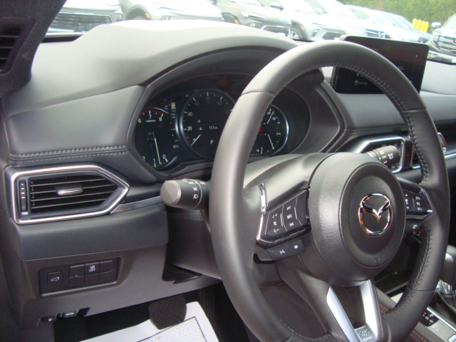 2024 Mazda CX-5 Vehicle Photo in PORTSMOUTH, NH 03801-4196