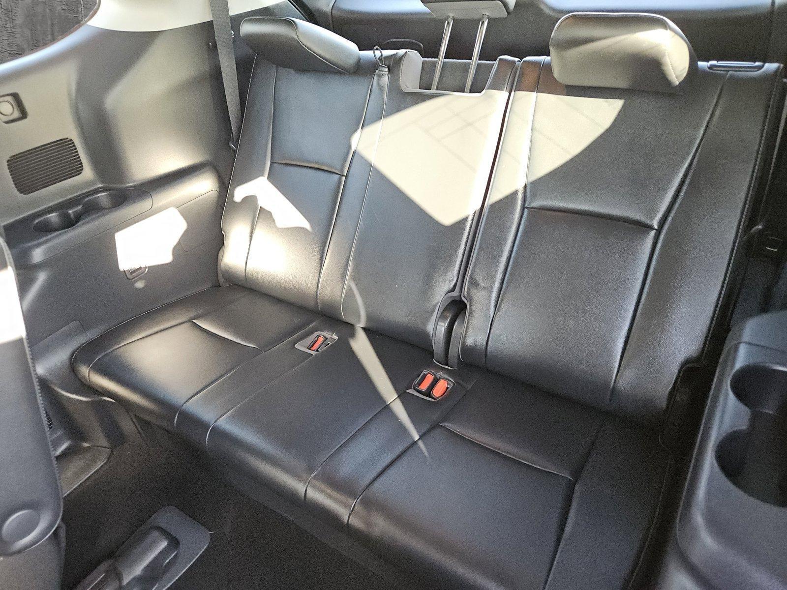 2020 Toyota Highlander Vehicle Photo in MESA, AZ 85206-4395