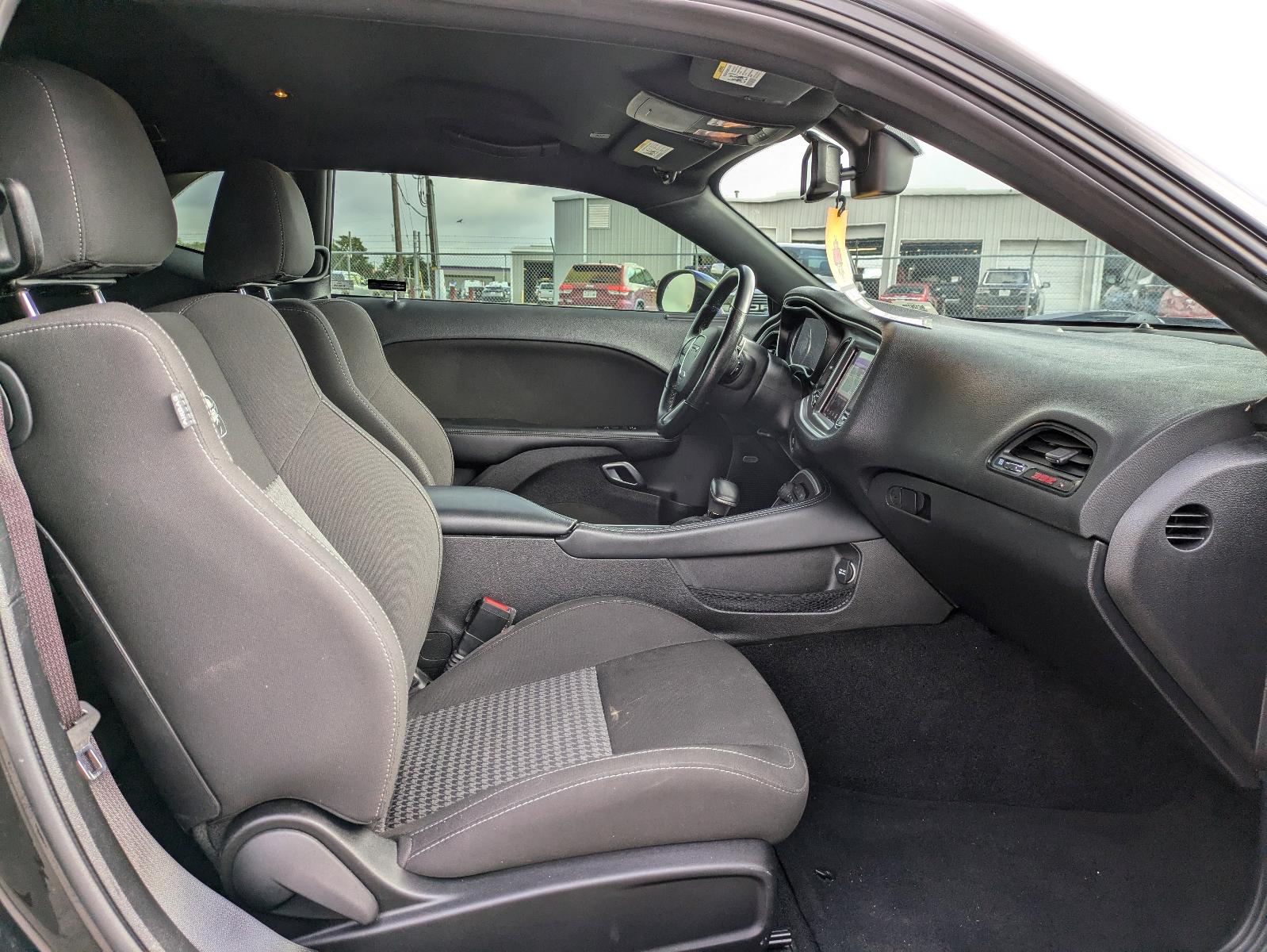 2021 Dodge Challenger Vehicle Photo in Seguin, TX 78155