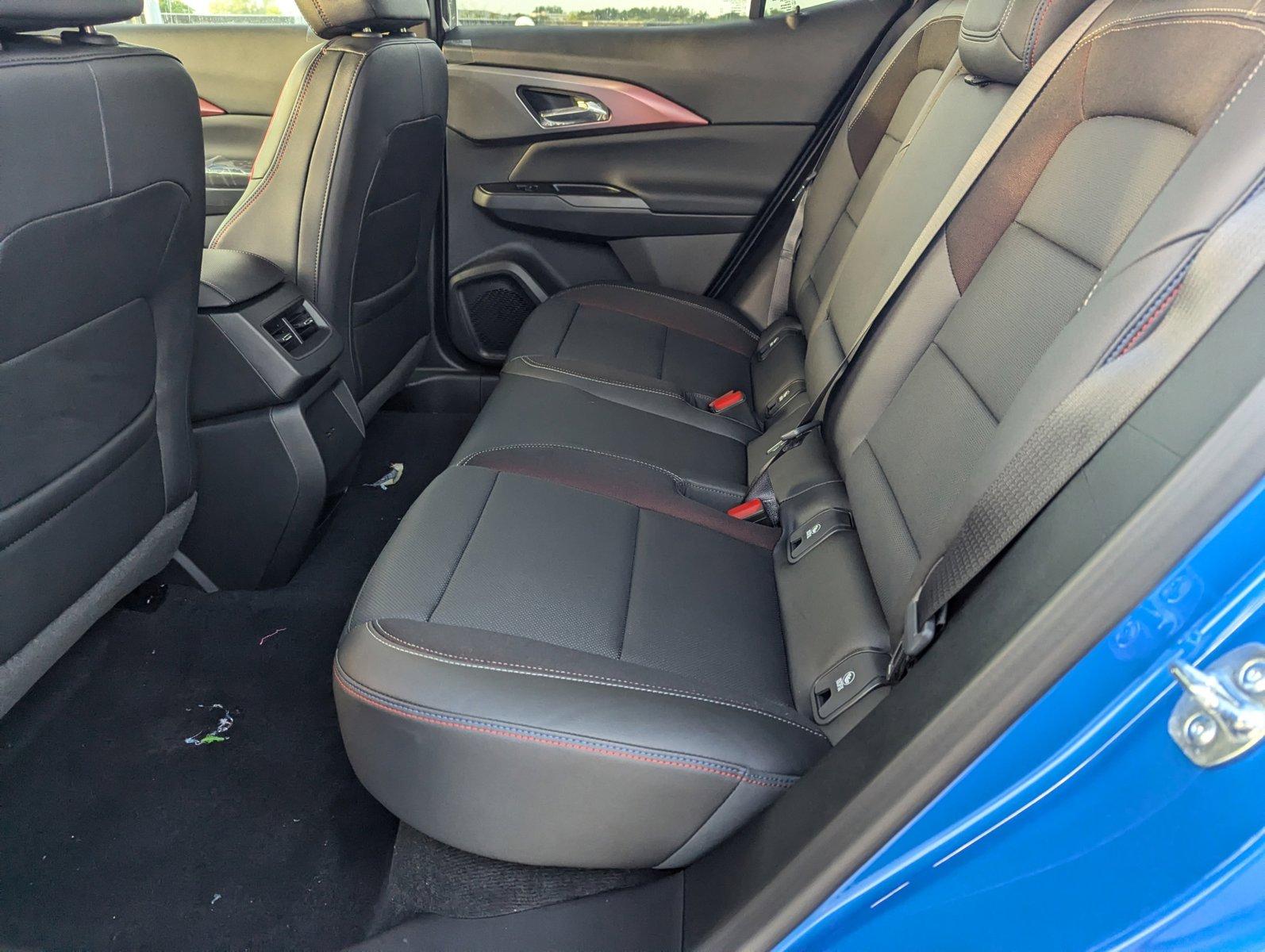 2025 Chevrolet Equinox EV Vehicle Photo in PEMBROKE PINES, FL 33024-6534