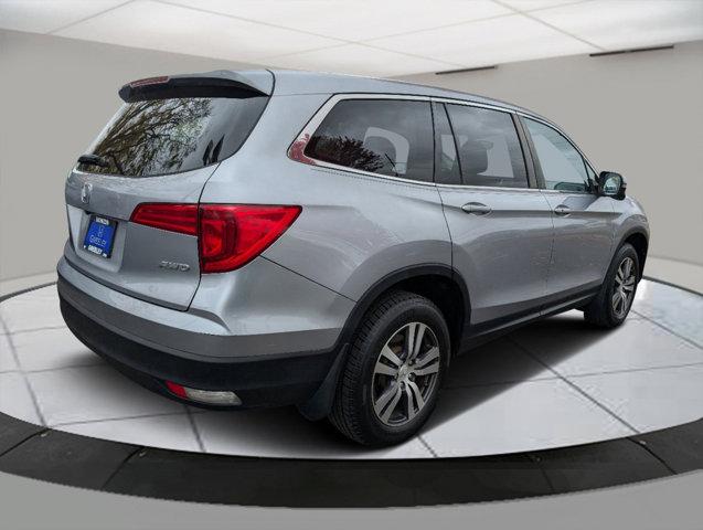 2017 Honda Pilot Vehicle Photo in Greeley, CO 80634-8763